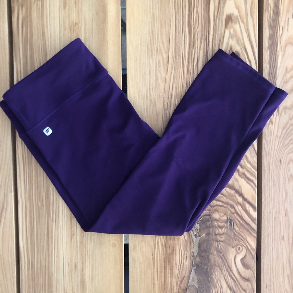 Fabletics Salar Solid Powerhold Capri - image 2